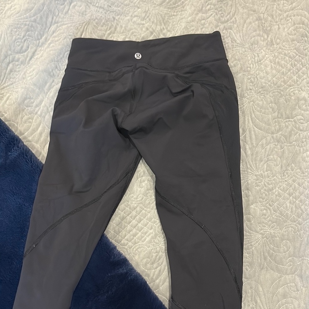 Lululemon winder under leggings size 4
